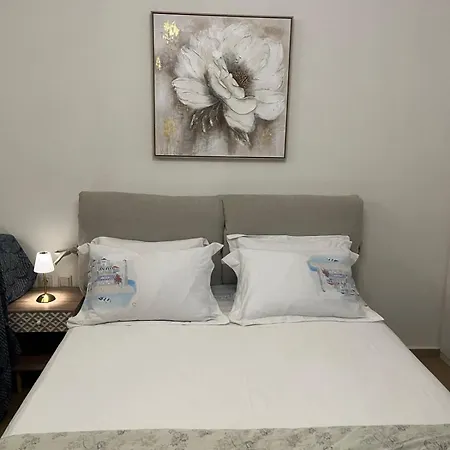 Gianni's House Of Hospitality Apartamento